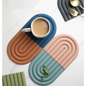 Dessous de plat en silicone arc-en-ciel