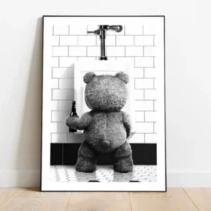 Affiche humoristique d'un petit ours en  peluche aux toilettes pour homme