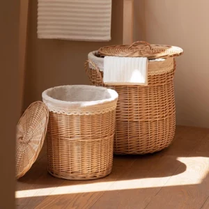Panier à linge en osier tissé, avec couvercle