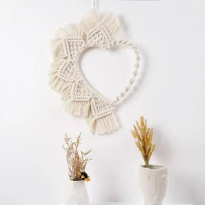 Tenture murale en macramé, style bohème, cœur et frange